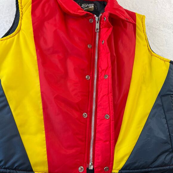 Studio 33 Vintage Puffer Vest Red Blue Yellow Men's size XL Zipper & Snap - Picture 4 of 6